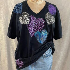 ART TO WEAR Upcycled New Hanes T Shirt, Animal Print Hearts. Women's Black XL